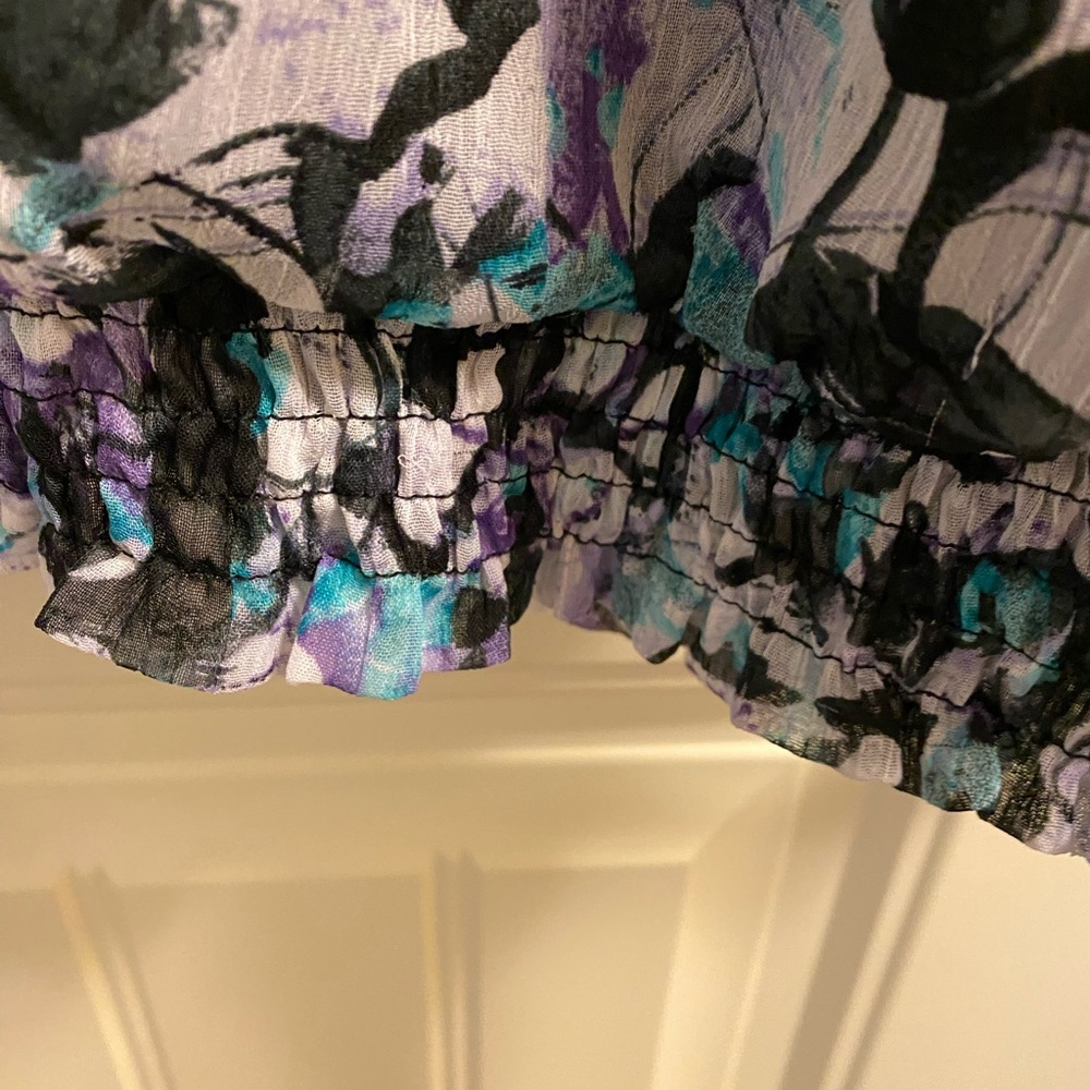 Dressbarn L Top Short Sleeve Blouse Large Shirt Lined Lg Ruffle Front - Picture 7 of 7